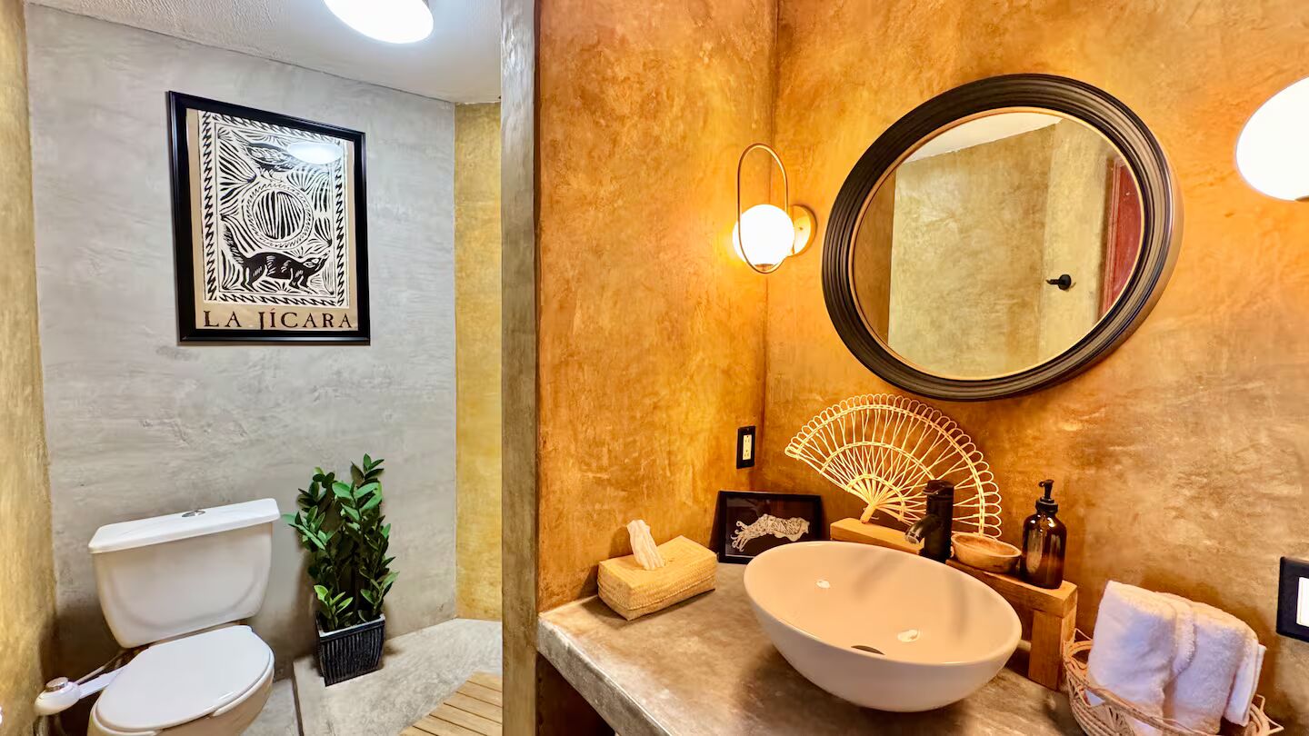 Bathroom casita Casa del Pueblo Loreto