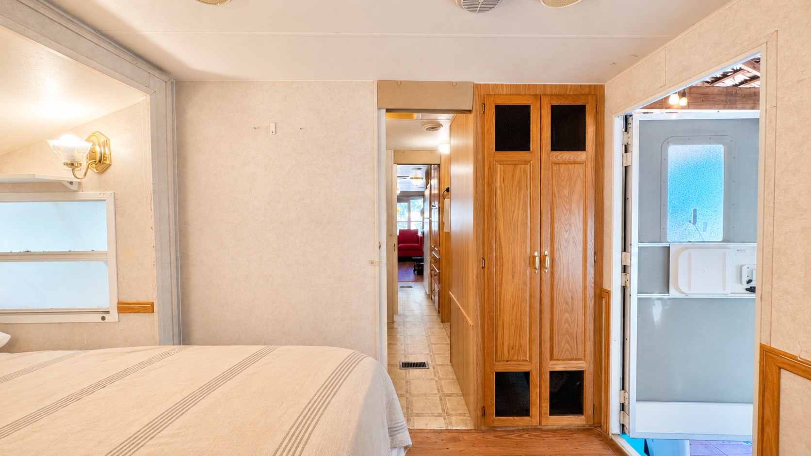 Queen bed 5th wheel Casa del Pueblo Loreto